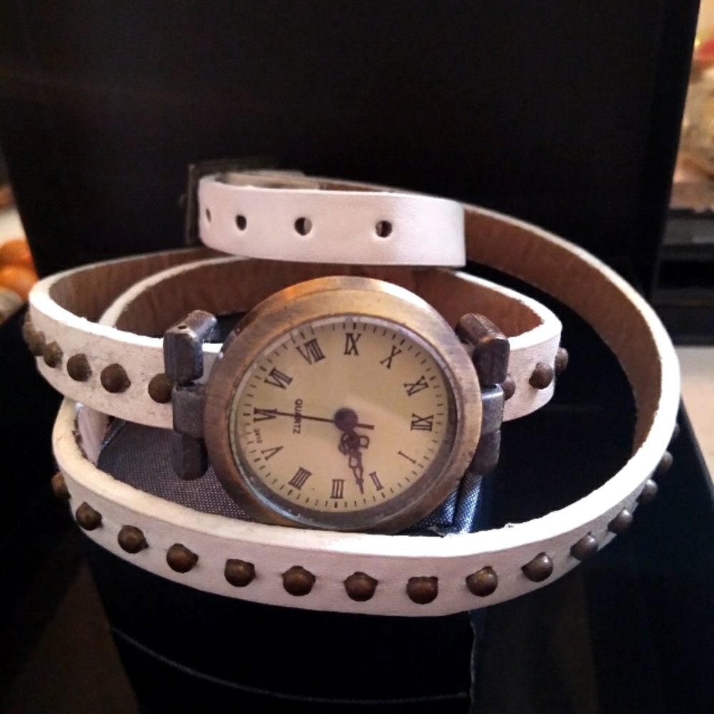 Bracelet/Wrap watch